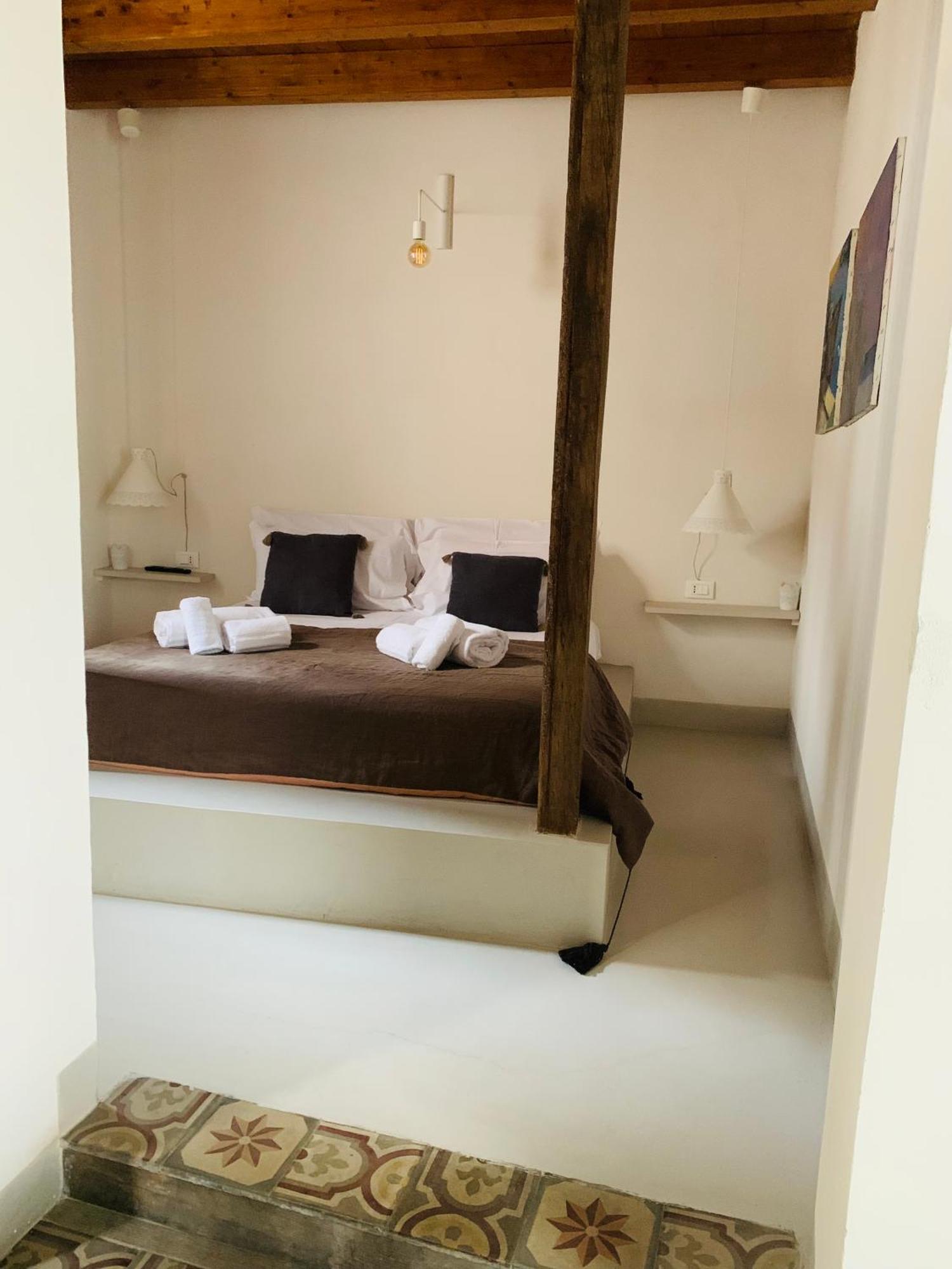 Locanda Sette Fate Spa E Solarium 巴勒莫 外观 照片